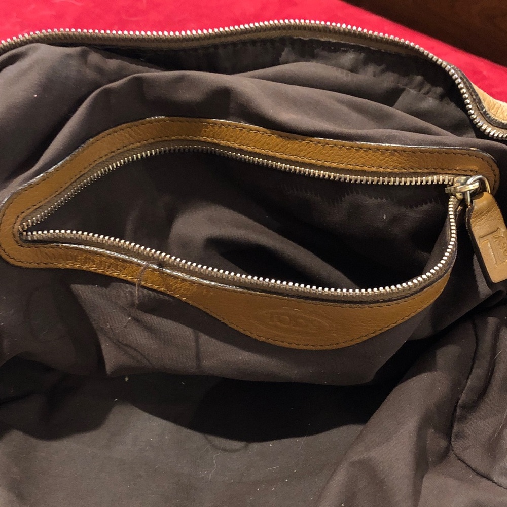 Tod’s Handbag - Picture 11 of 16